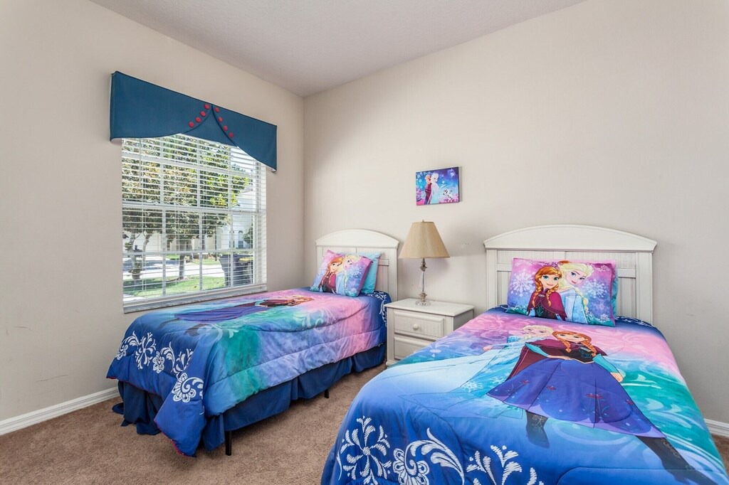 Photo of Bedroom in Florida Pines