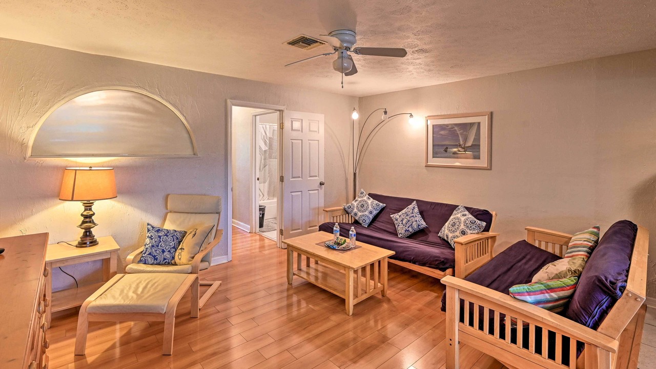 Photo of Livingroom in Everglades City