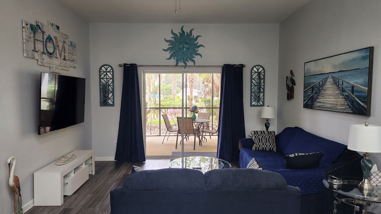 Photo of Livingroom in Hillcrest Estates
