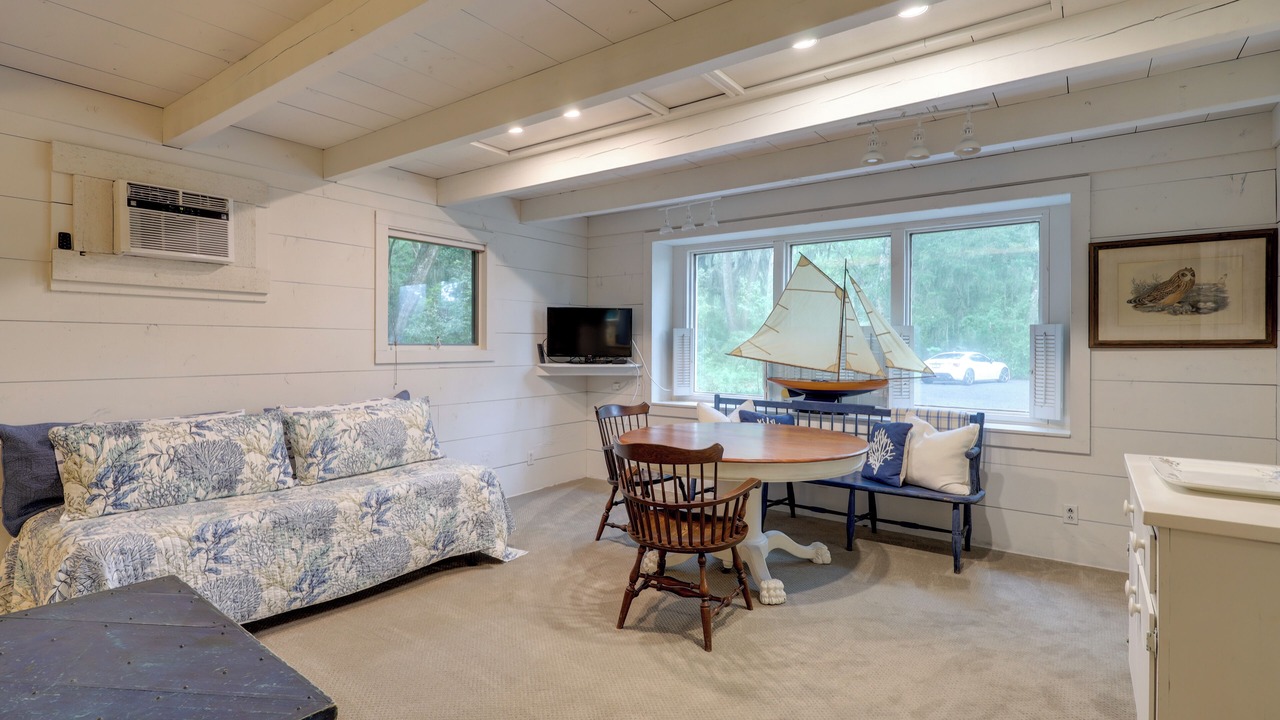 Photo of Livingroom in Fernandina Beach
