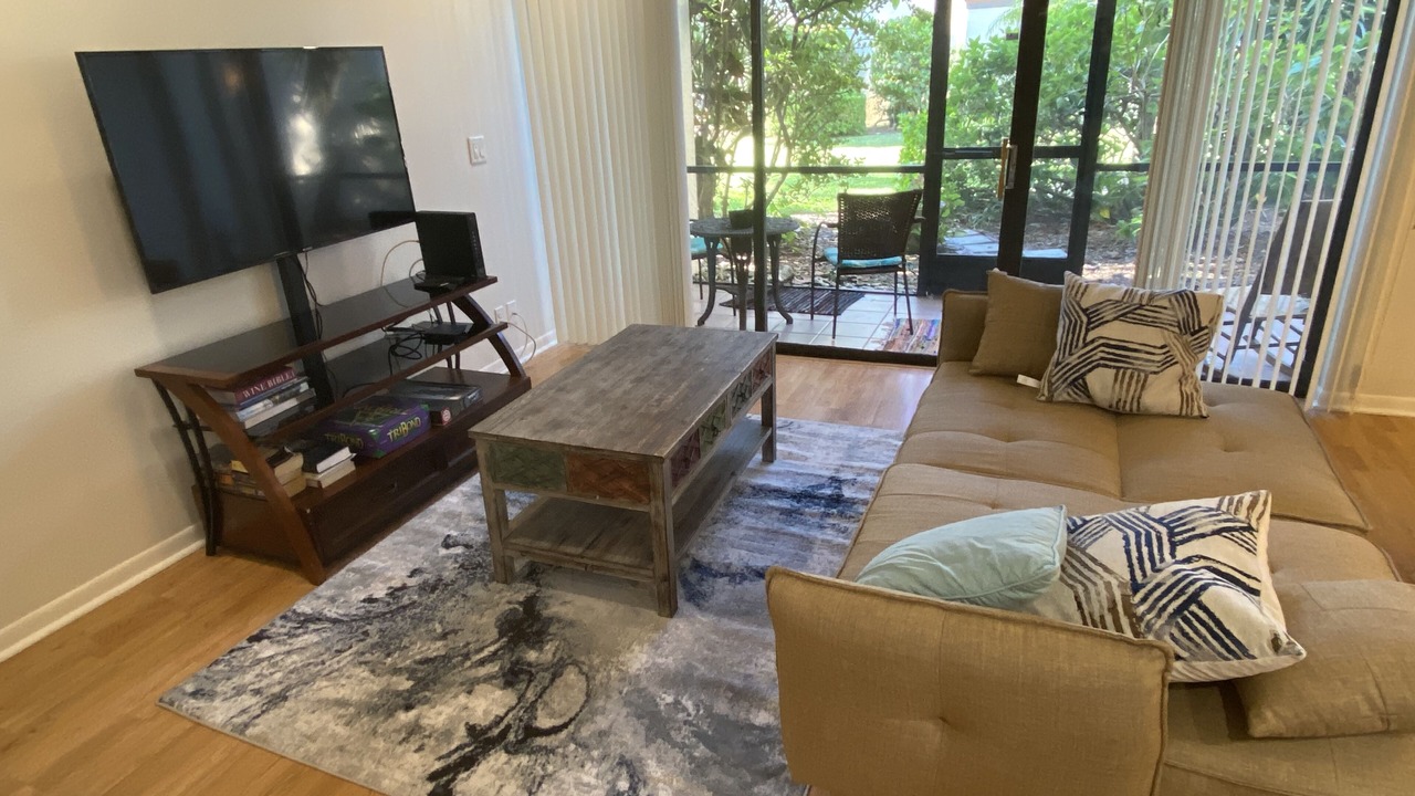 Photo of Livingroom in Jupiter
