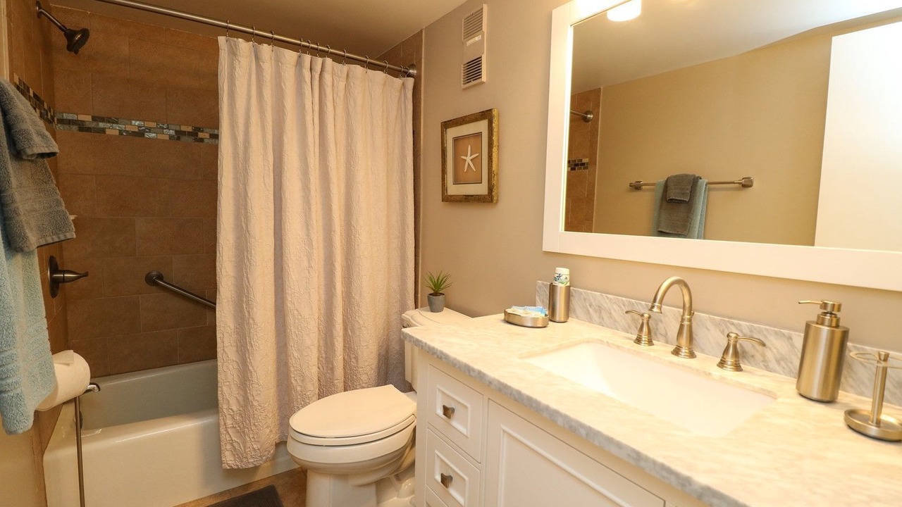 Photo of Bathroom in Butler Beach