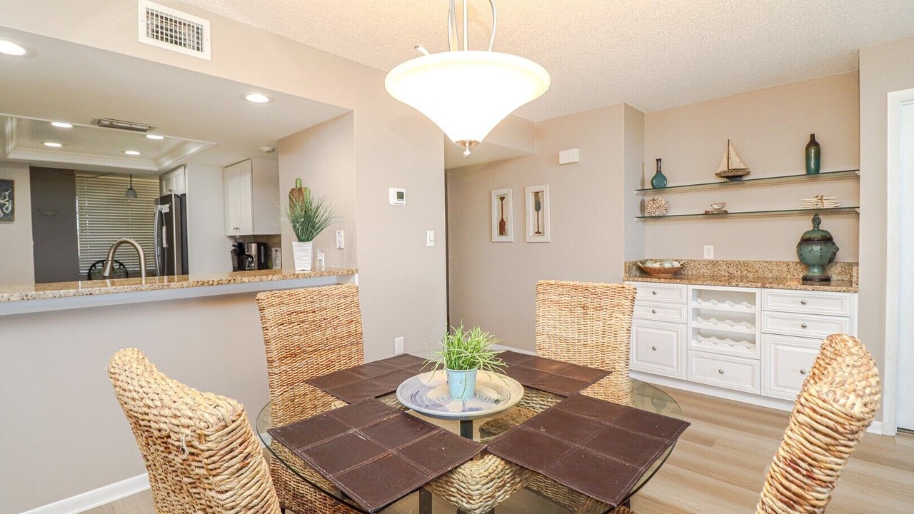 Photo of Bedroom in Butler Beach