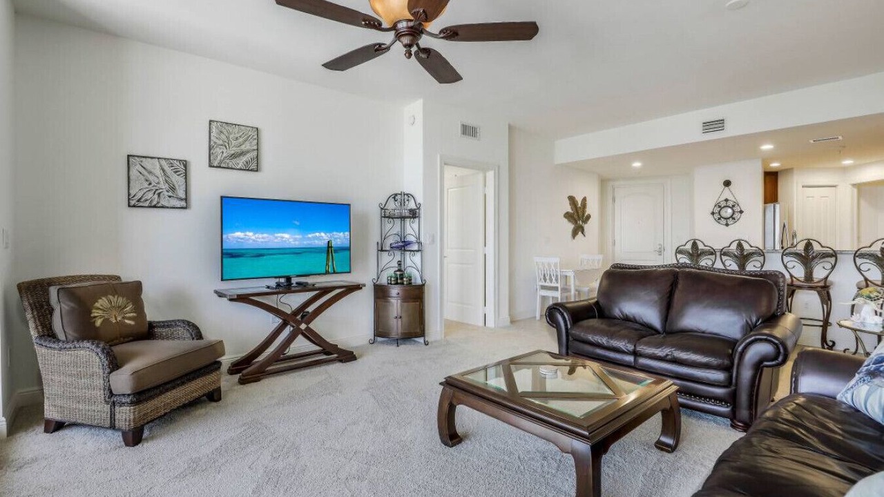 Photo of Livingroom in Cape Harbour