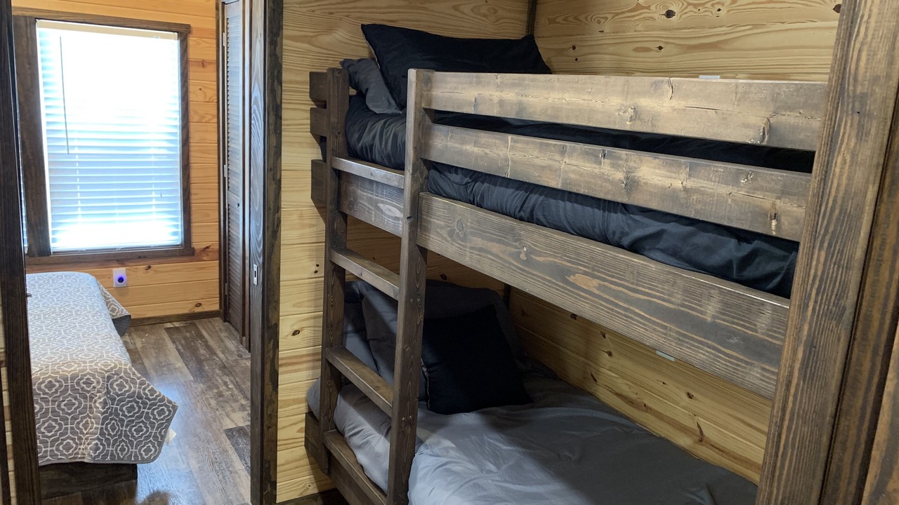Photo of Bedroom in Blairsville