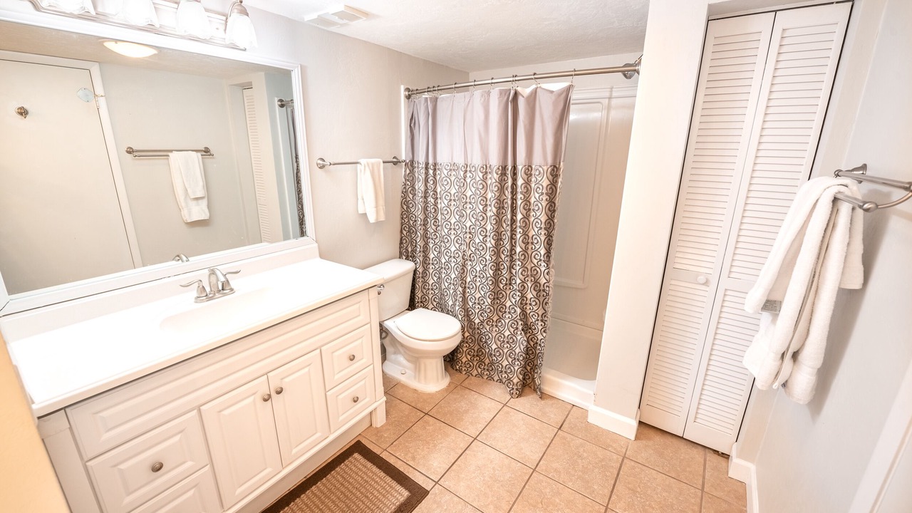 Photo of Bathroom in Indian Harbour Beach