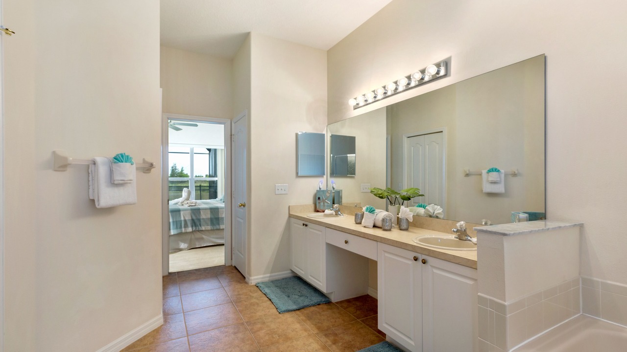 Photo of Bathroom in Tuscan Hills