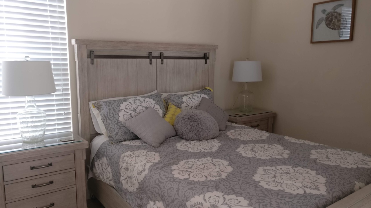 Photo of Bedroom in Tuscan Hills