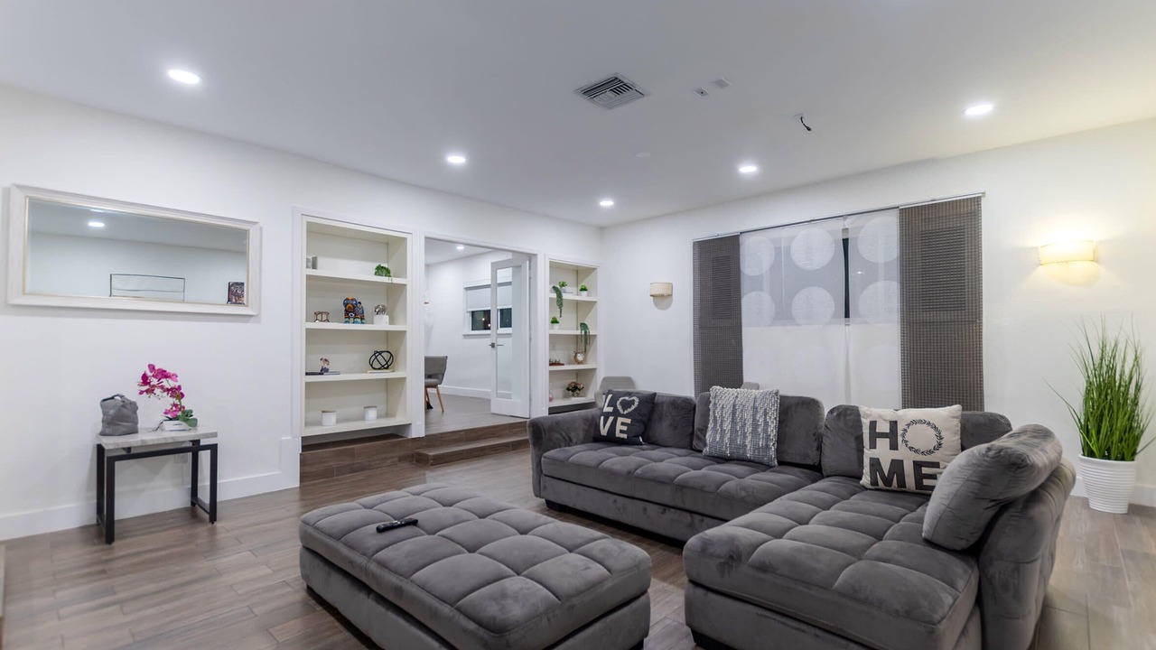 Photo of Bedroom in North Miami Beach