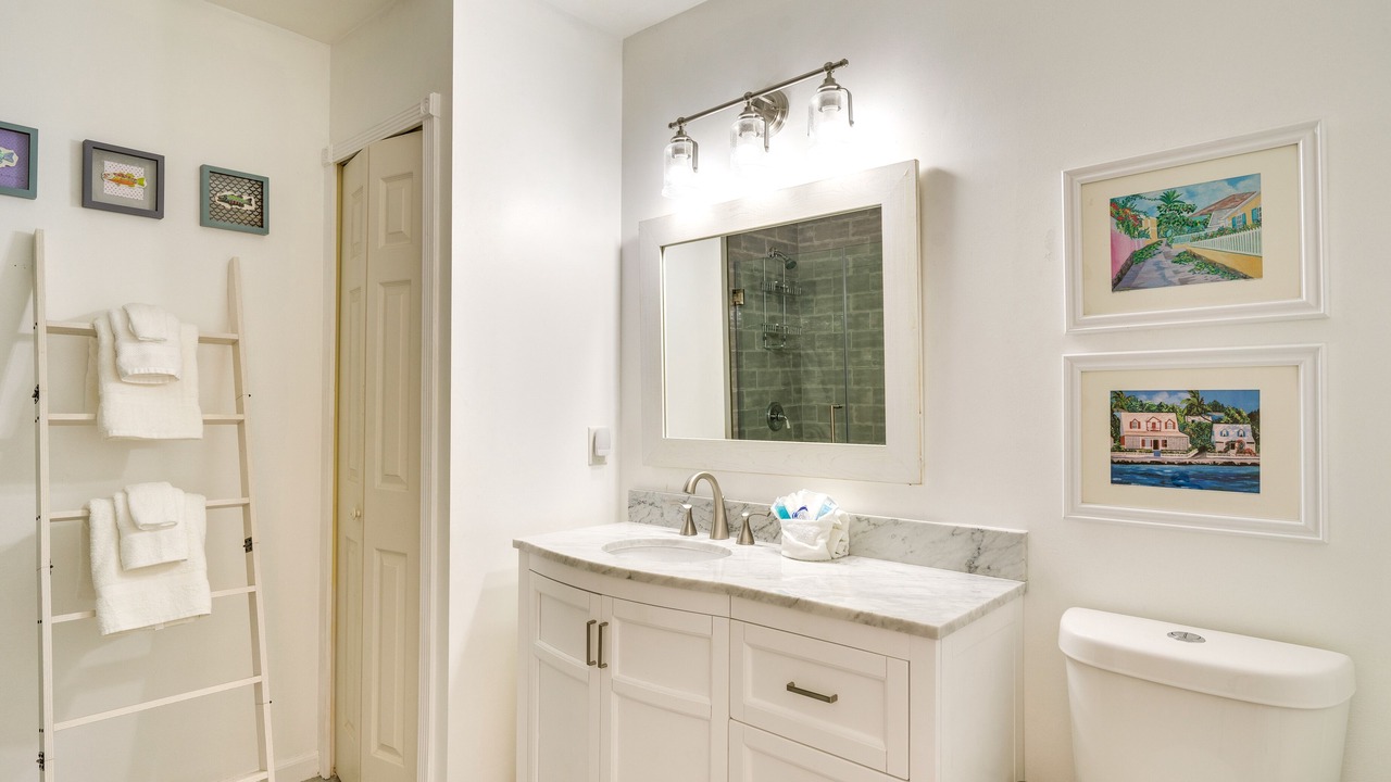 Photo of Bathroom in Bokeelia