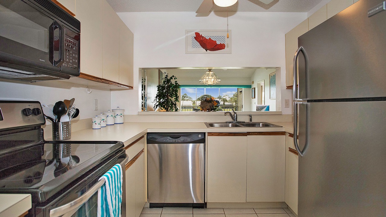 Photo of Kitchen in Lely Golf Estates