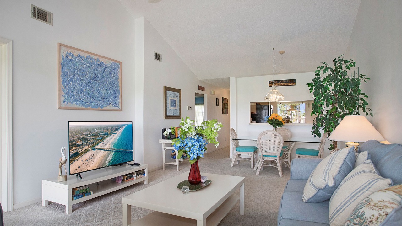 Photo of Livingroom in Lely Golf Estates