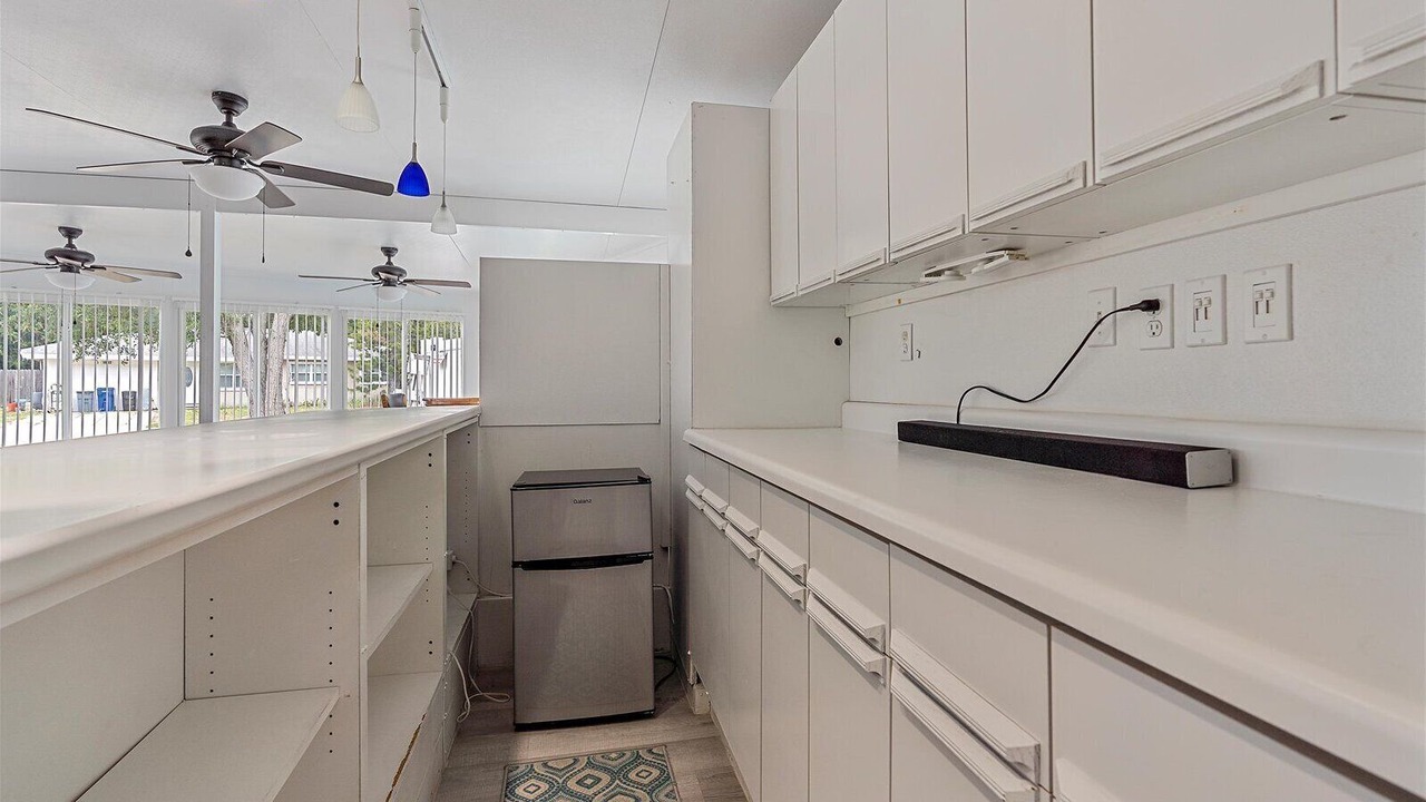 Photo of Kitchen in Bayshore Gardens