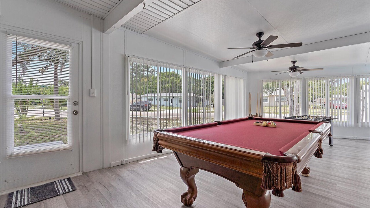 Photo of Bedroom in Bayshore Gardens