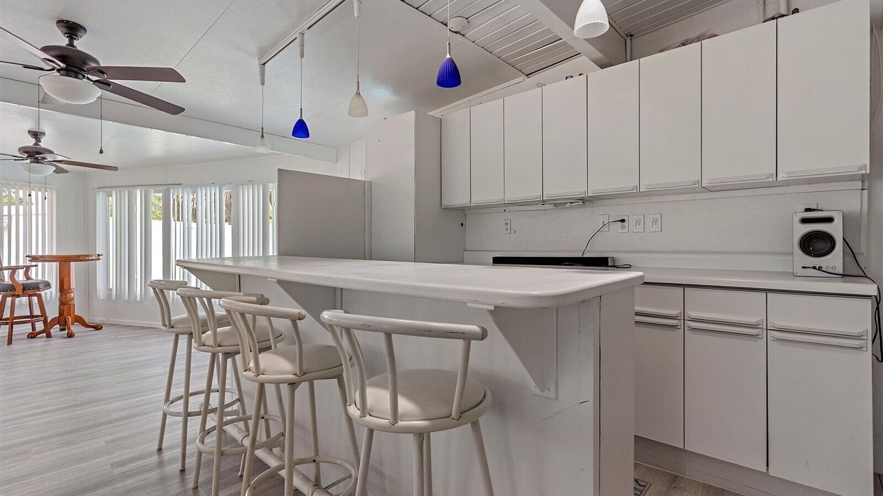 Photo of Kitchen in Bayshore Gardens