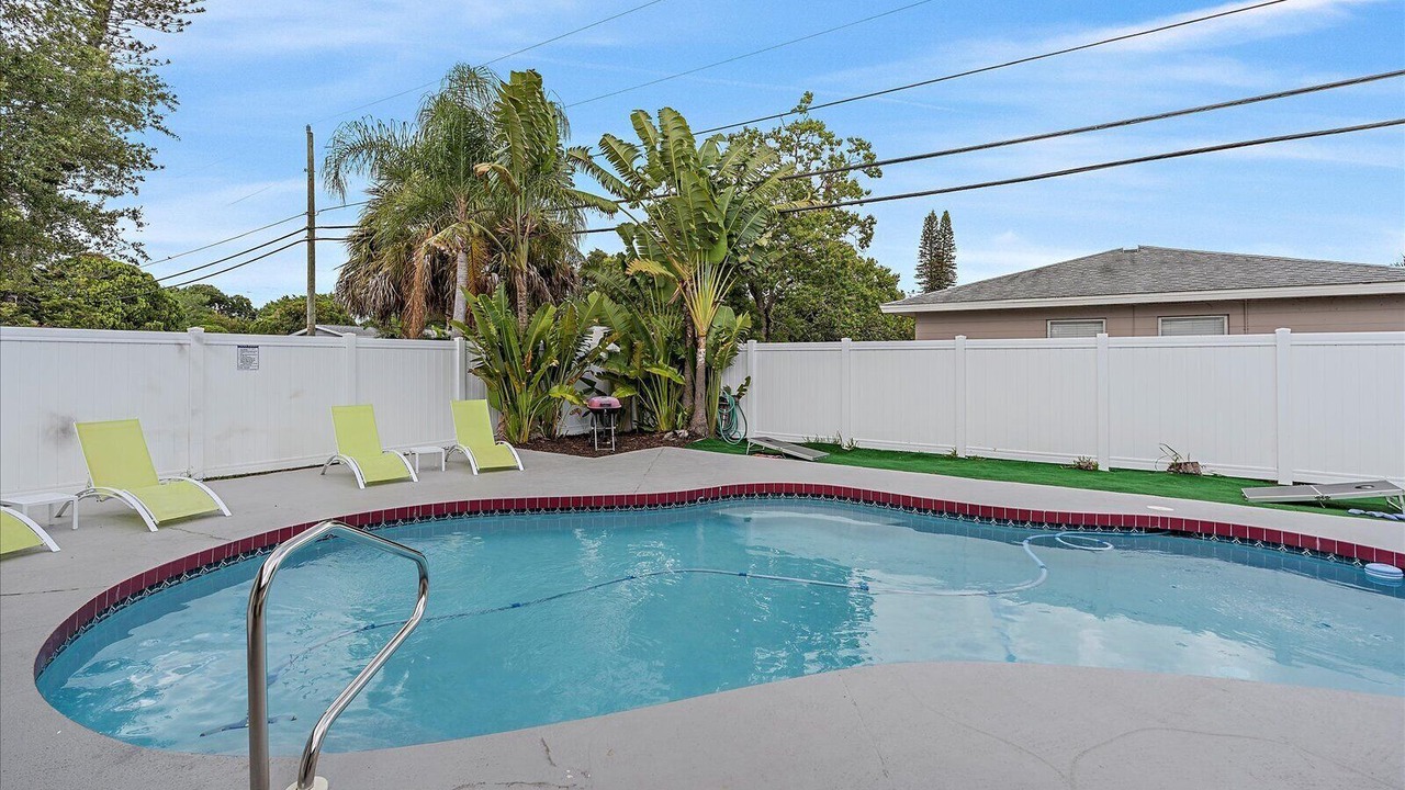Photo of Outdoor in Bayshore Gardens