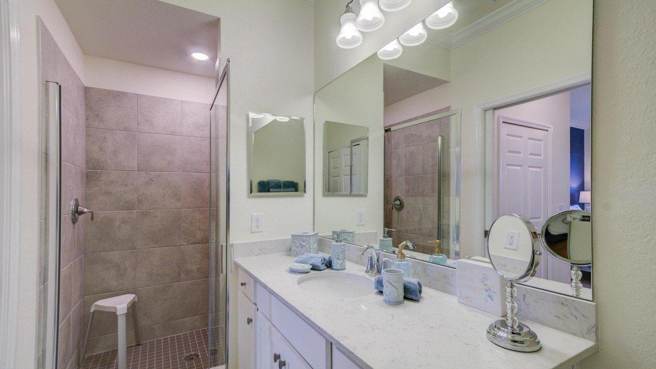 Photo of Bathroom in Lakewood Ranch