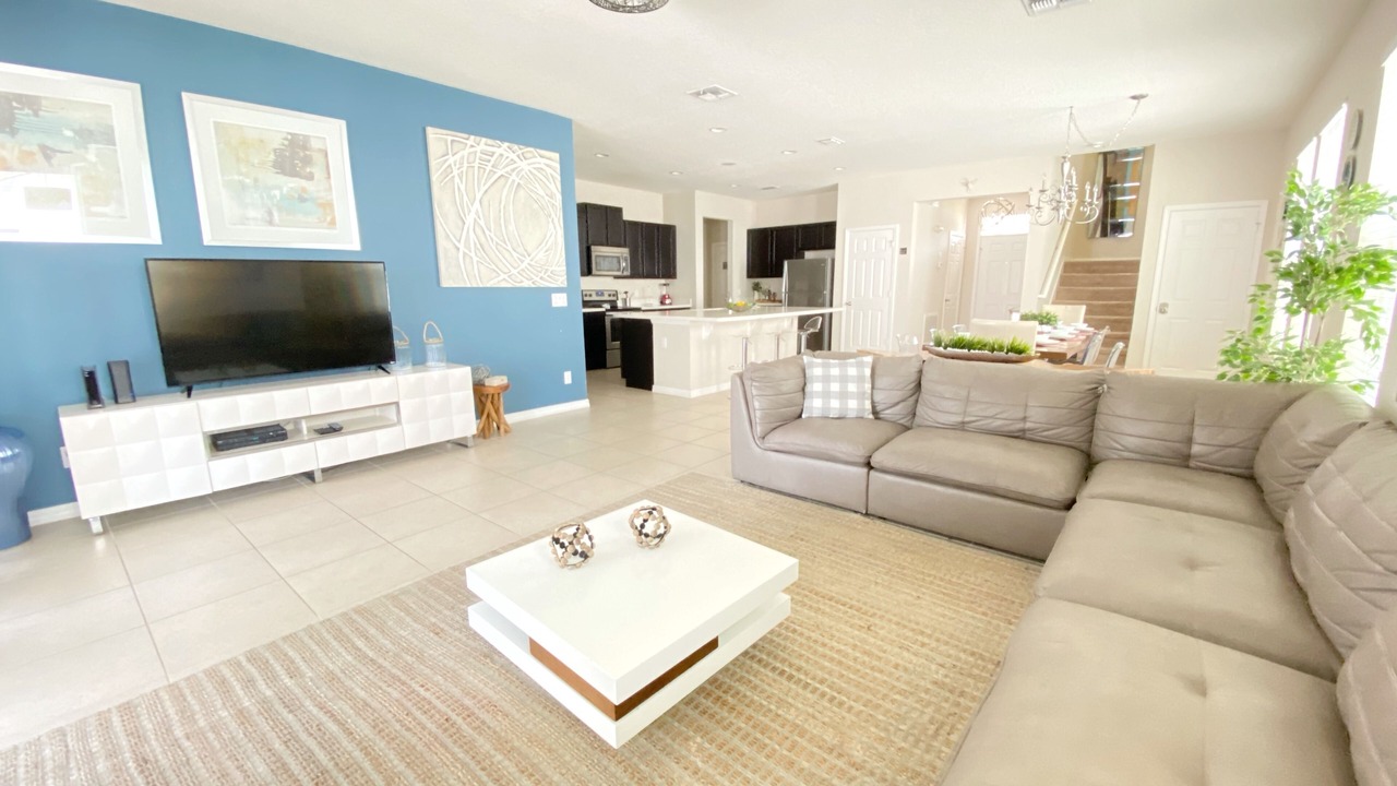 Photo of Livingroom in West Haven