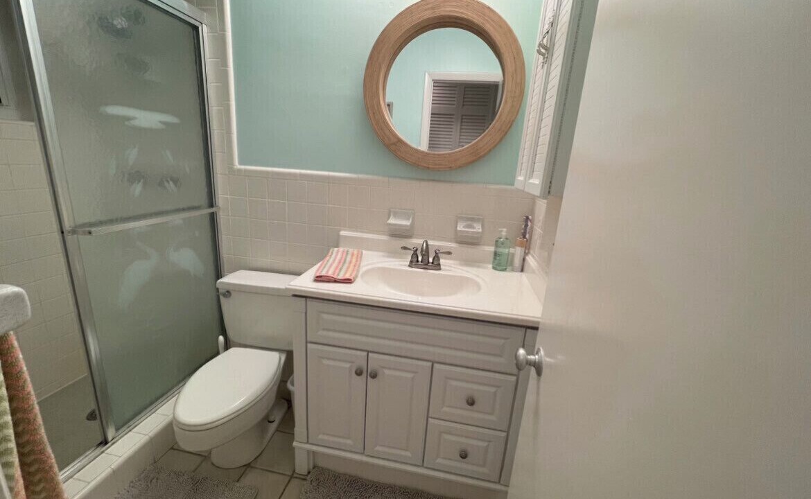 Photo of Bathroom in Juno Beach