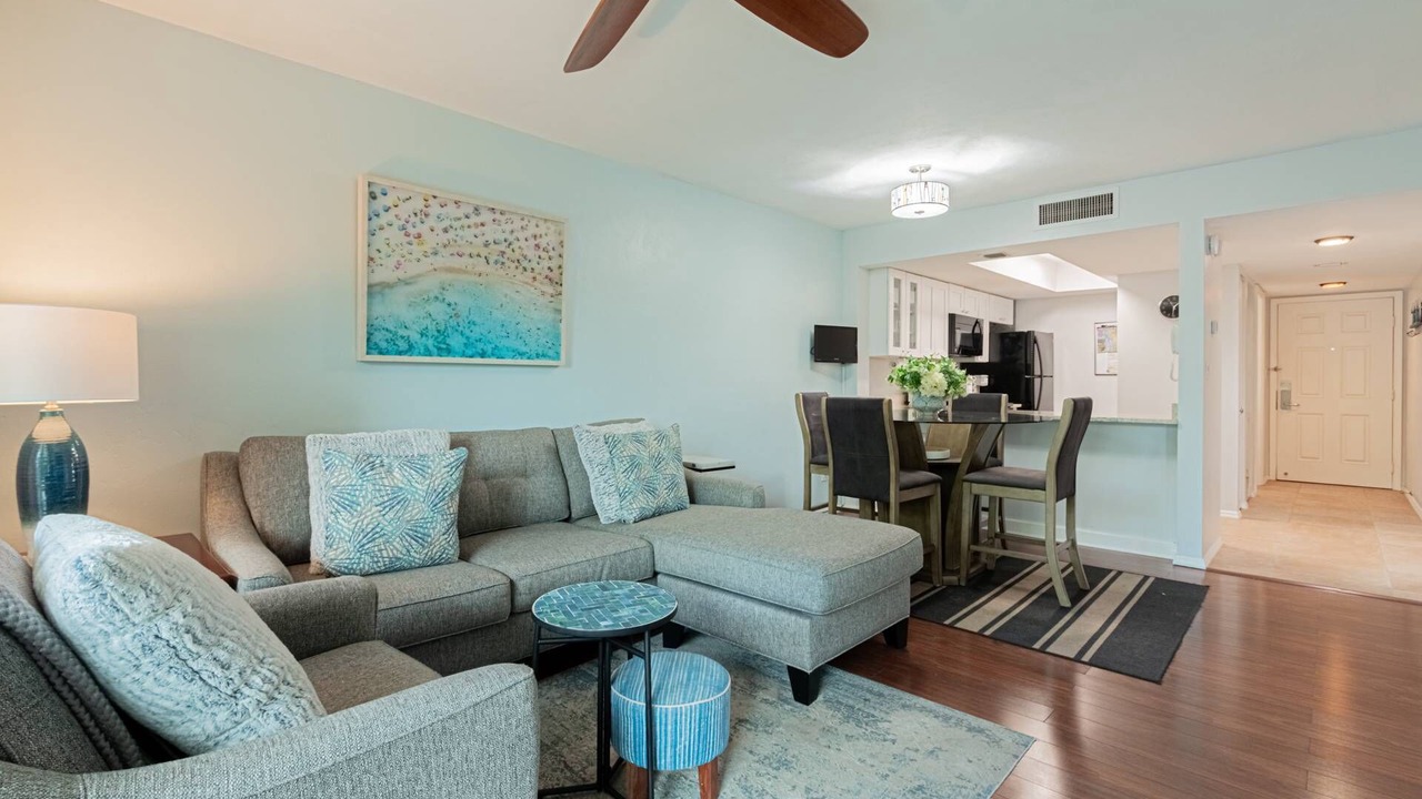 Photo of Livingroom in Park Shore