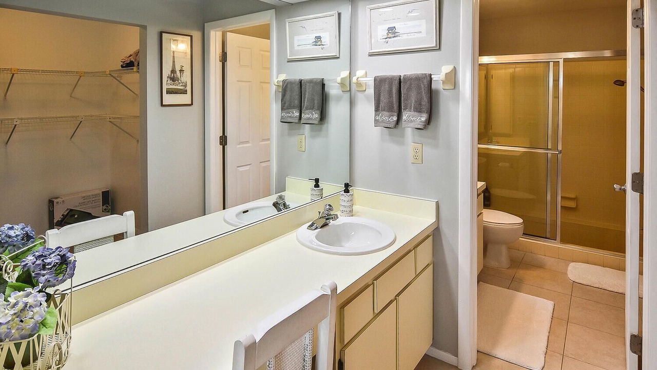 Photo of Bathroom in Burnt Store Isles