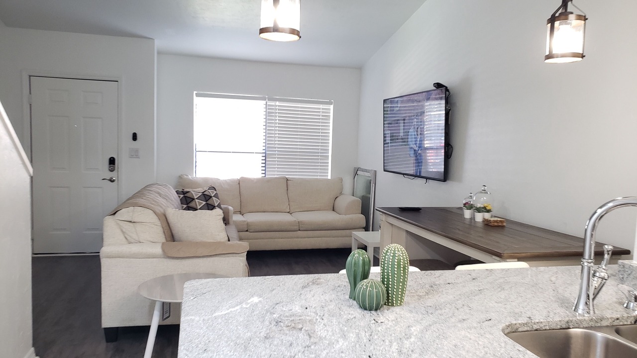 Photo of Livingroom in Gainesville