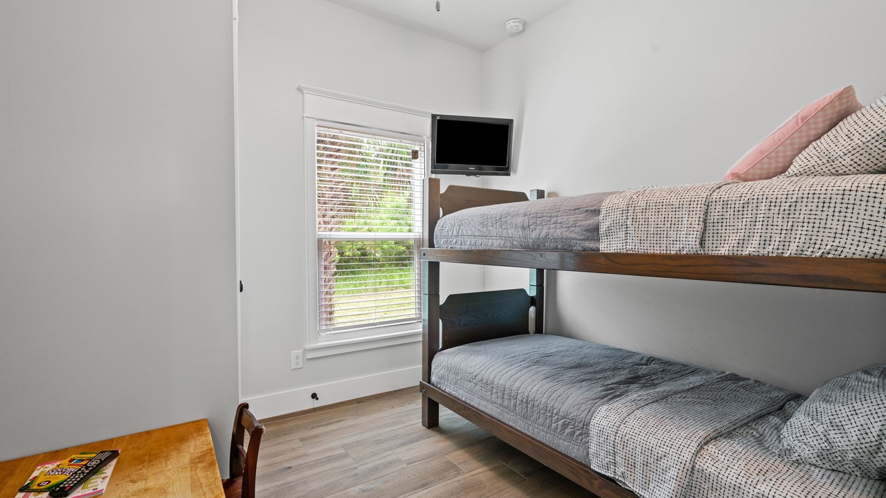 Photo of Bedroom in Tarpon Springs