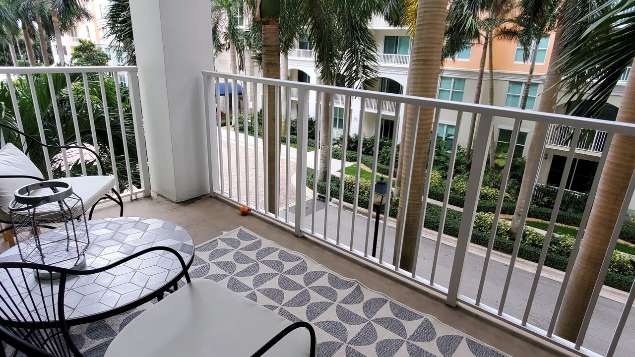 Photo of Outdoor in East Ocean Ave