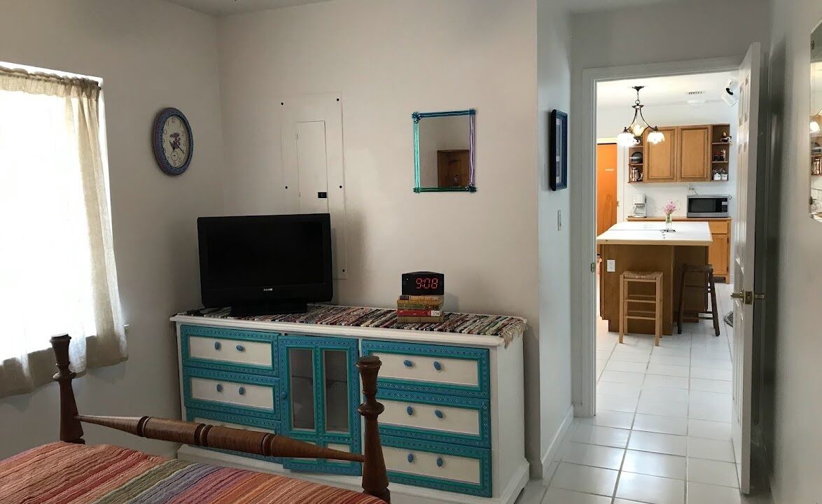 Photo of Bedroom in Putnam Hall