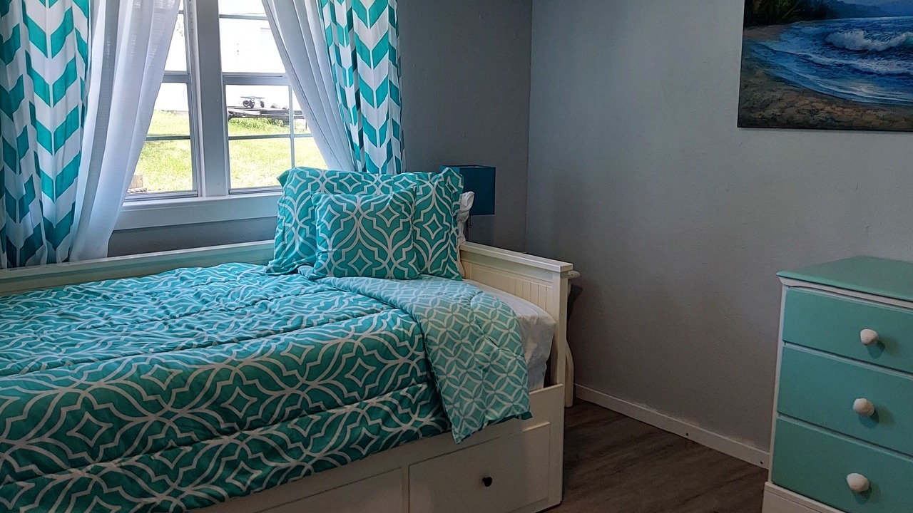 Photo of Bedroom in Brooksville