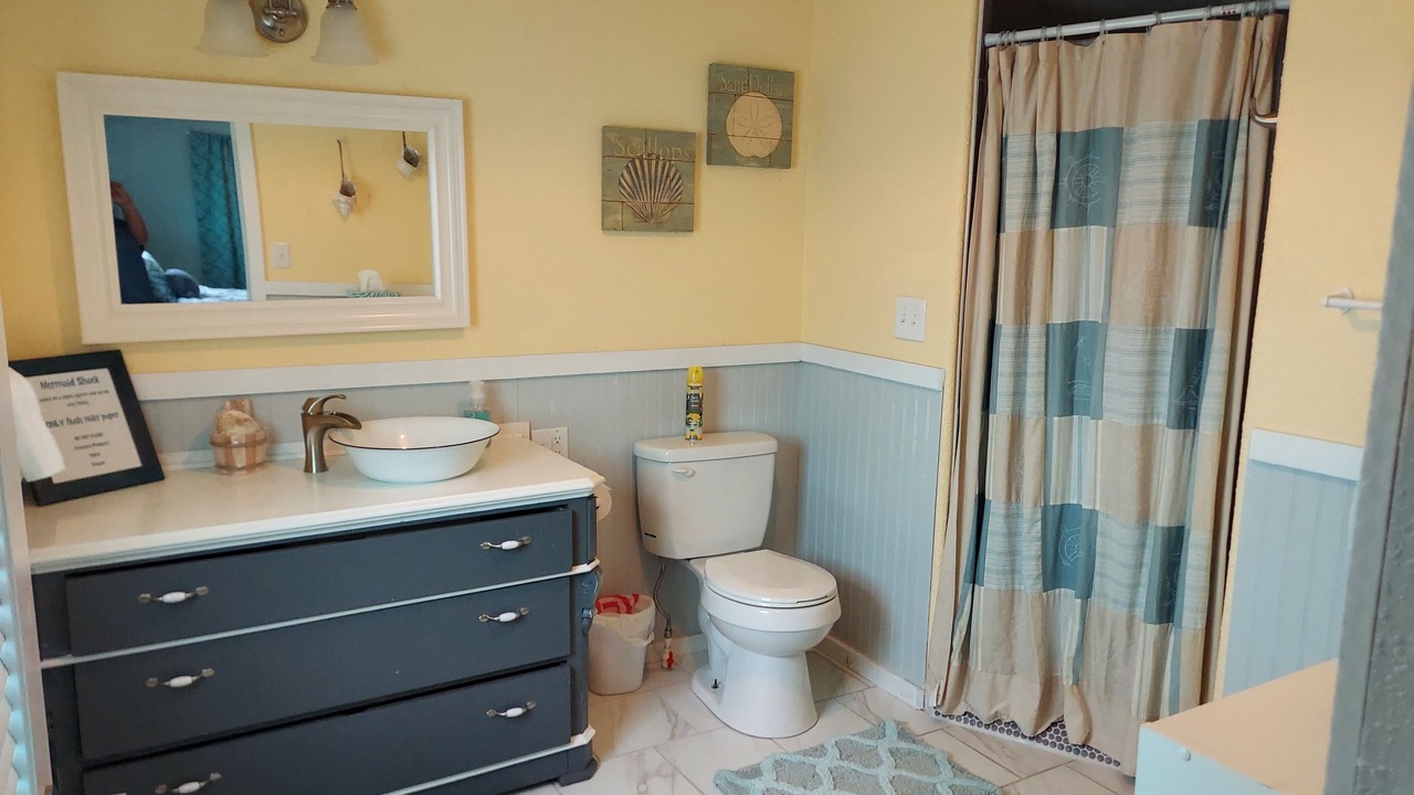 Photo of Bathroom in Brooksville