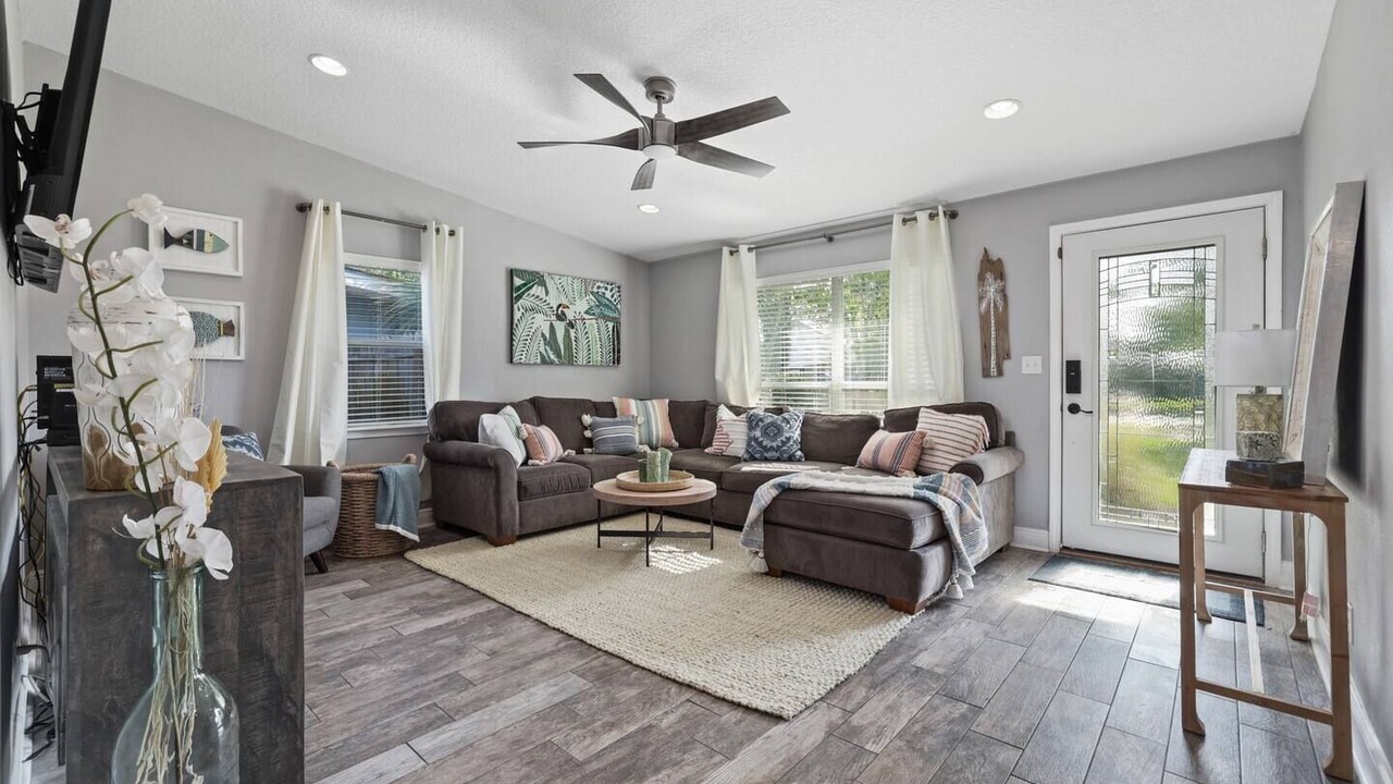 Photo of Bedroom in Jacksonville Beach
