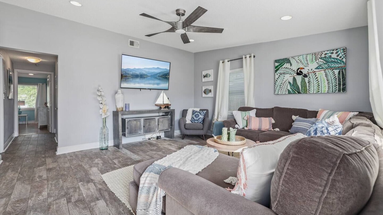 Photo of Bedroom in Jacksonville Beach