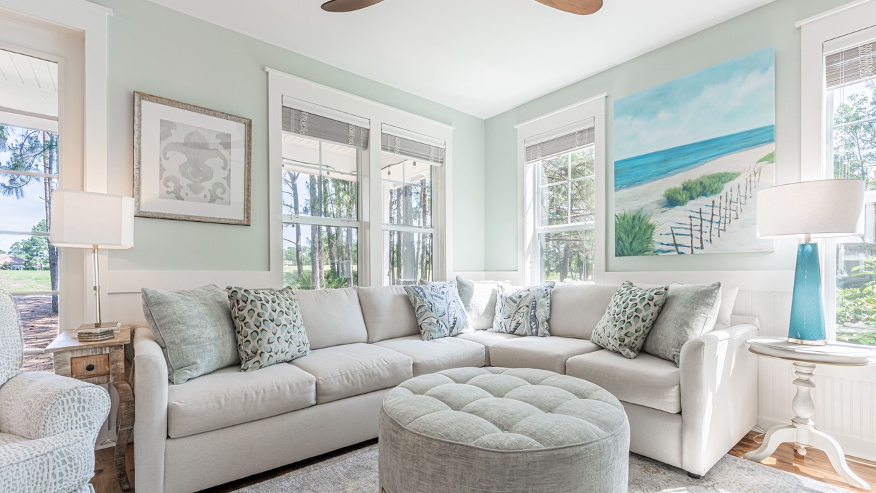 Photo of Livingroom in Laurel Grove