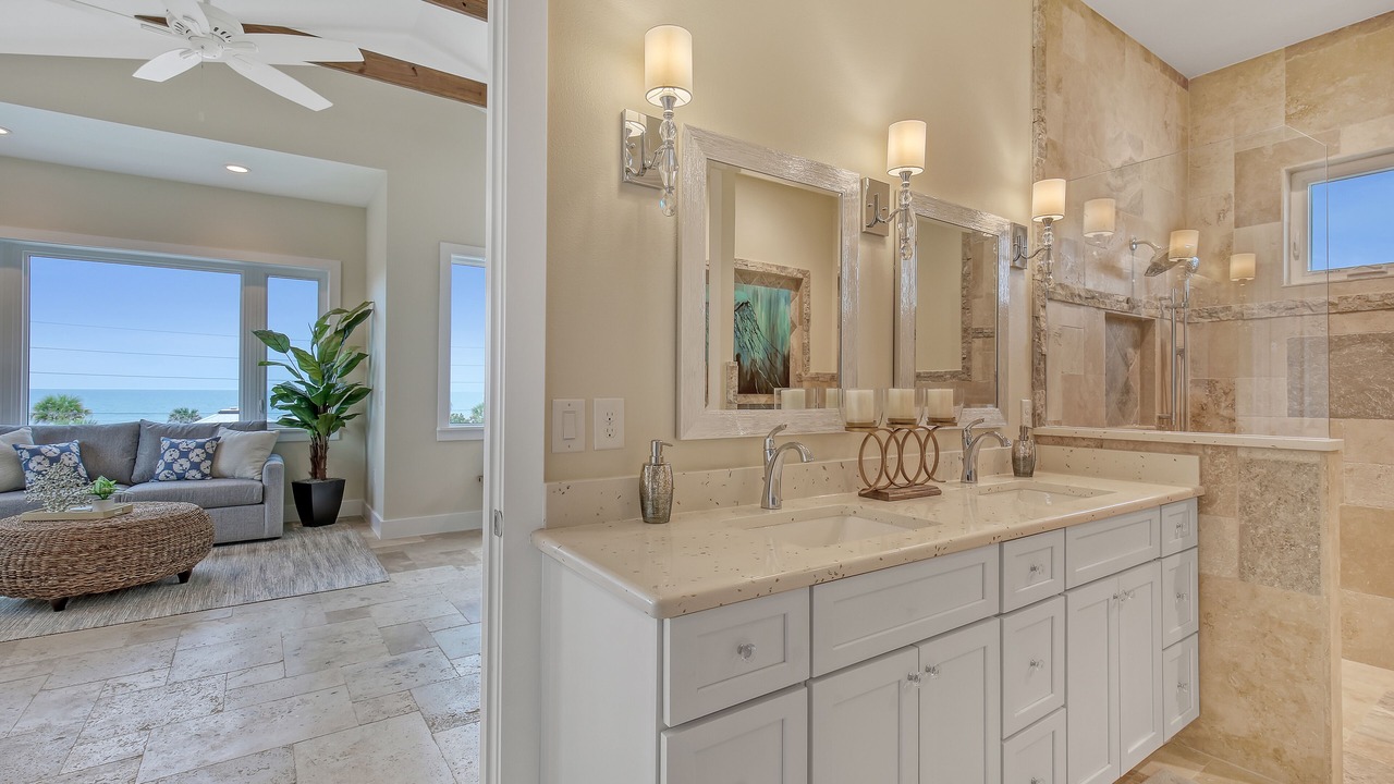 Photo of Bathroom in Cocoa Beach