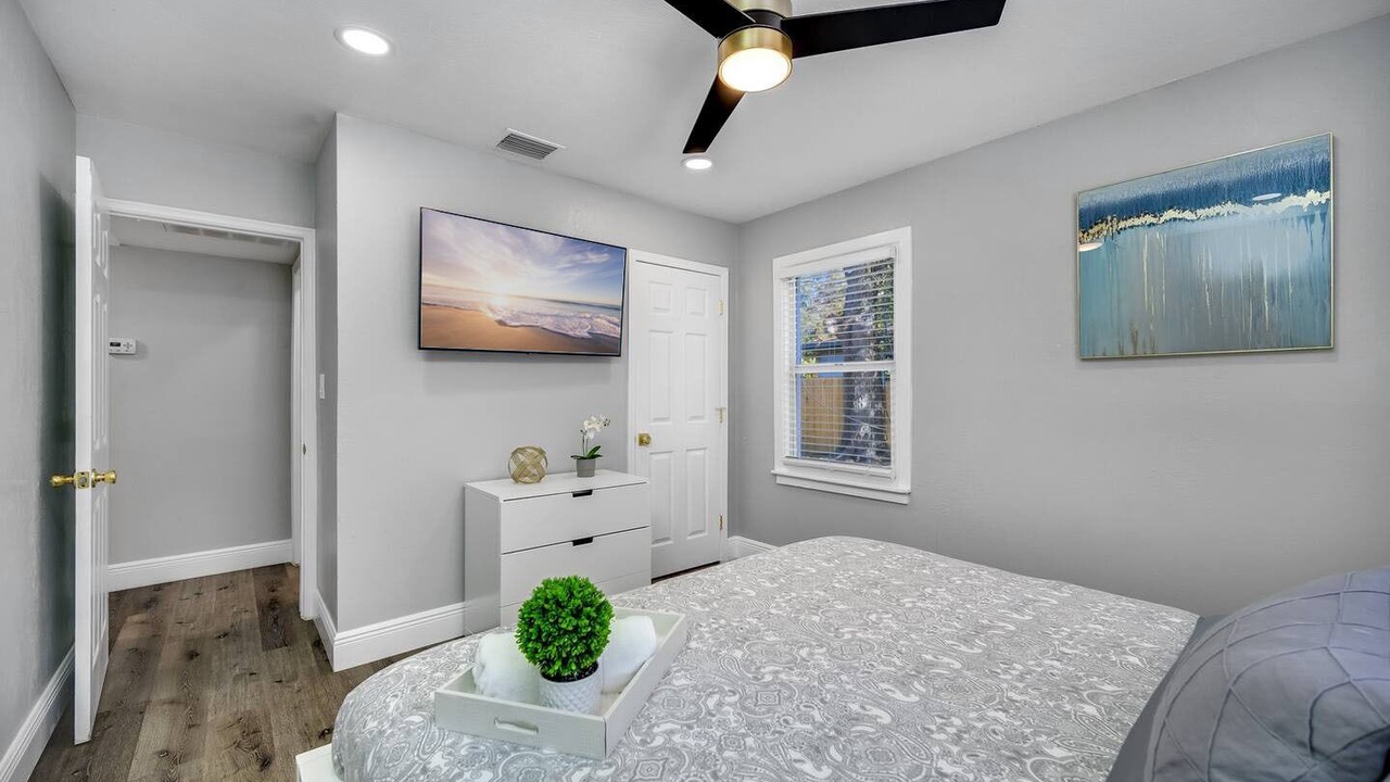 Photo of Bedroom in Ballast Point