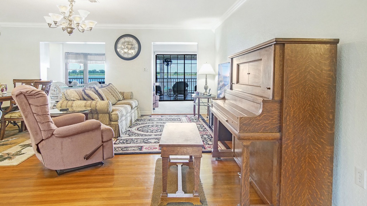 Photo of Livingroom in Lake Alfred