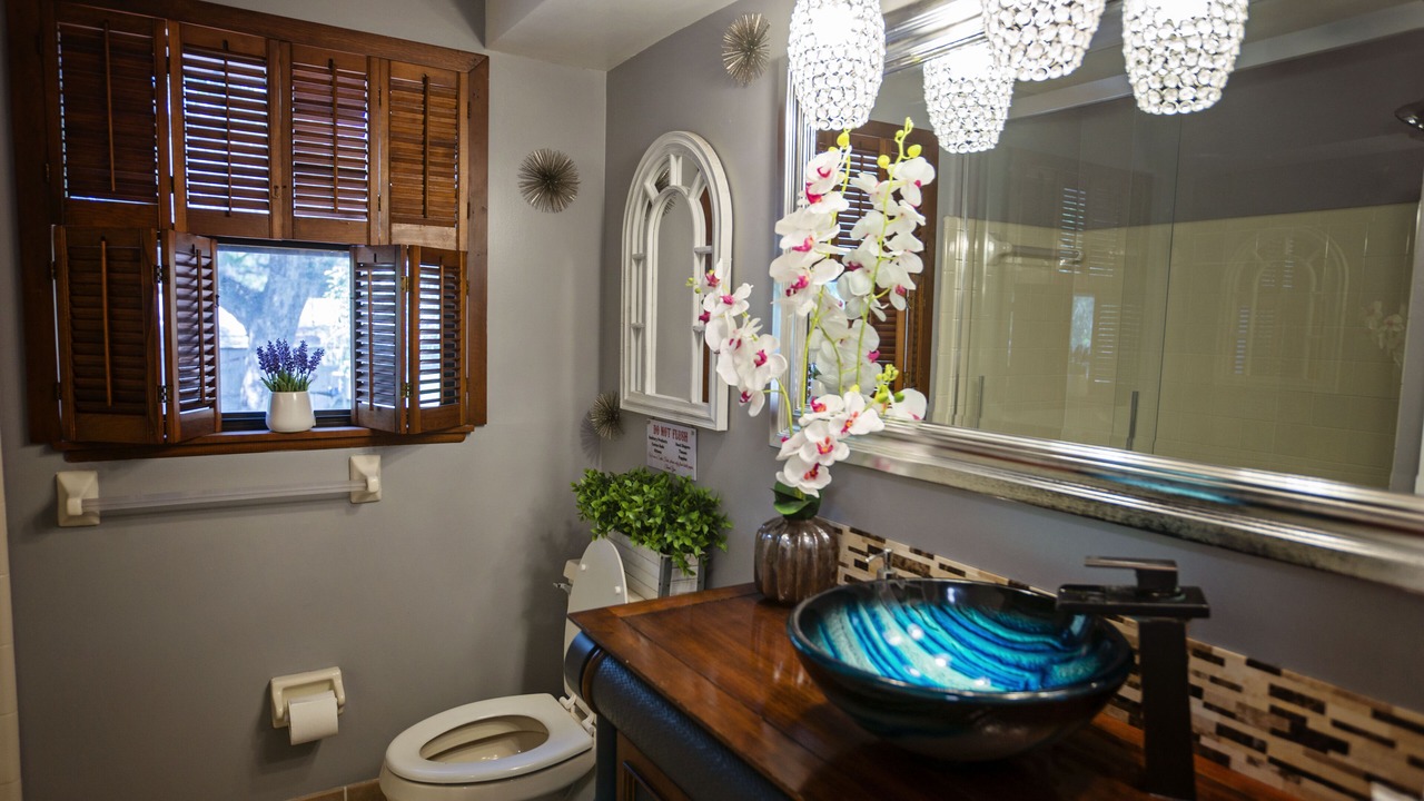 Photo of Bathroom in Old Town