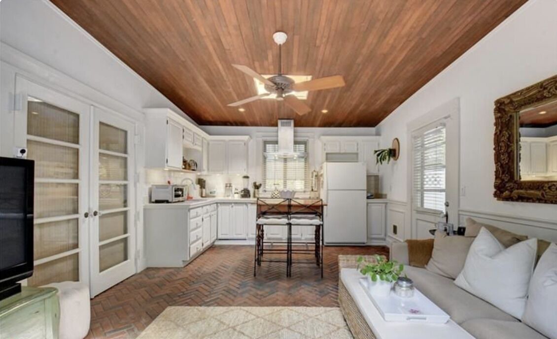 Photo of Livingroom in Riverside Park