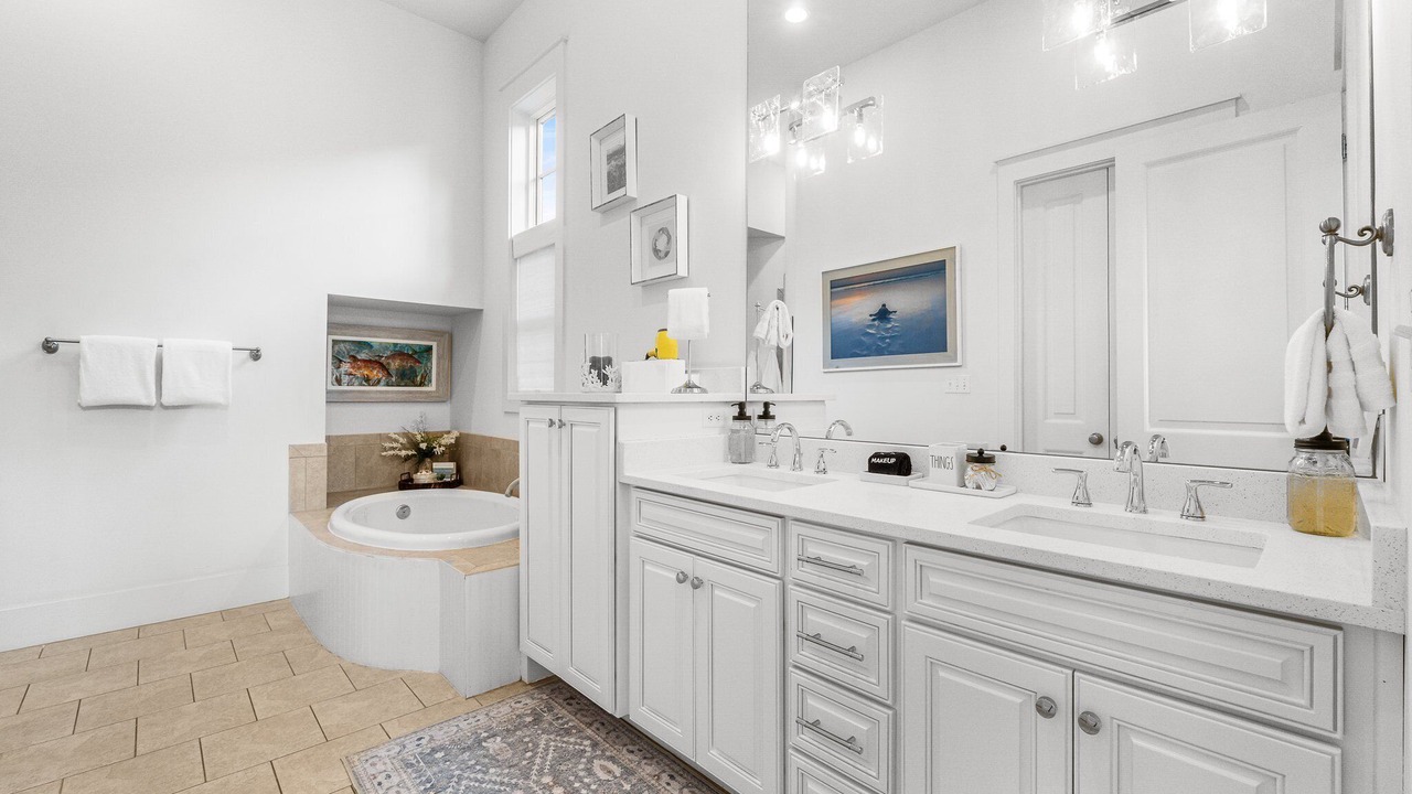 Photo of Bathroom in Dune Allen Beach