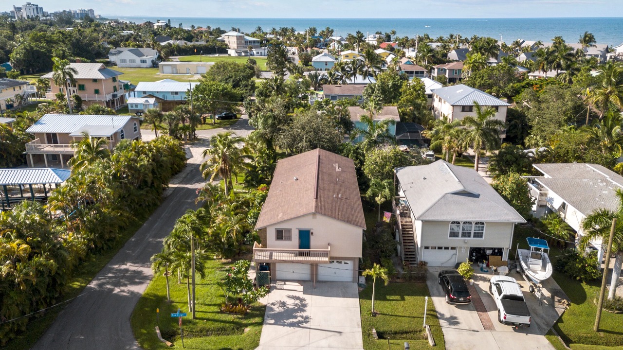 Photo of Outdoor in Mid Island