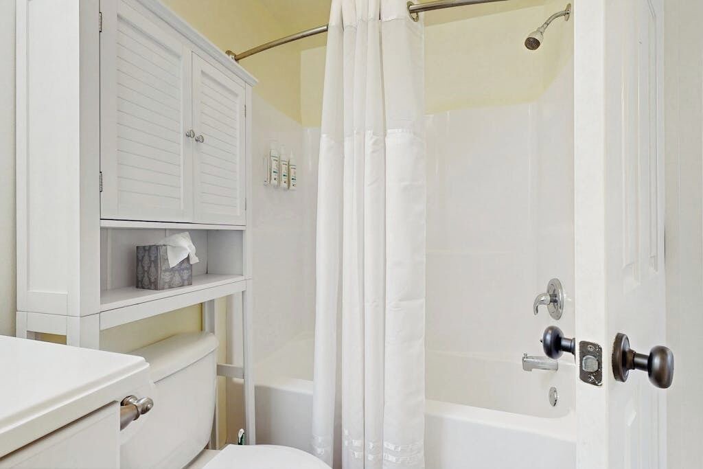 Photo of Bathroom in Ocean Ridge