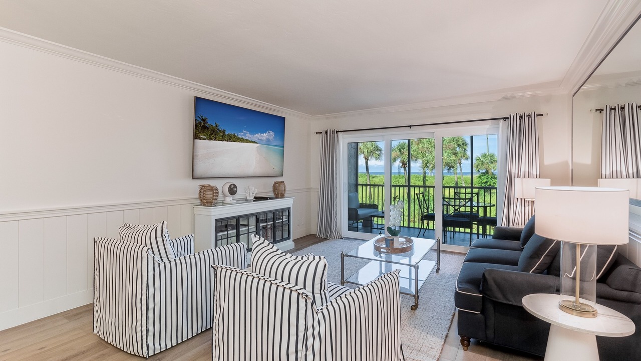 Photo of Livingroom in Captiva