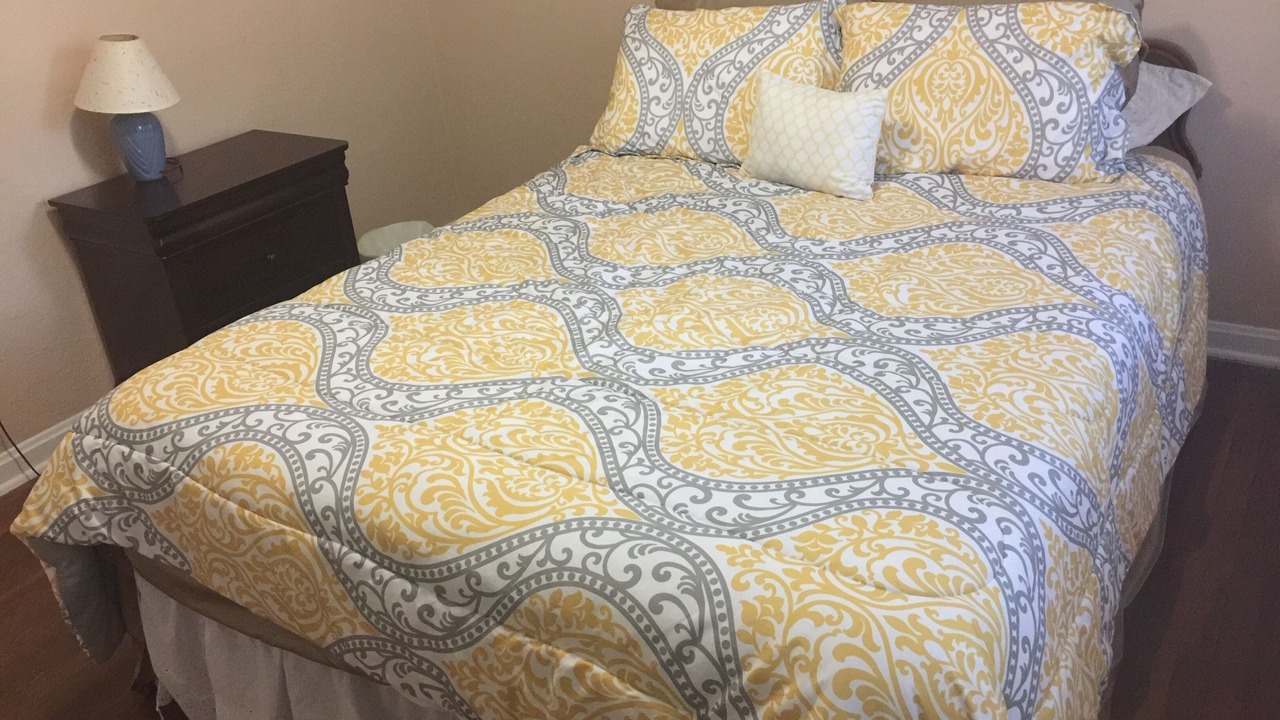 Photo of Bedroom in Lakewood