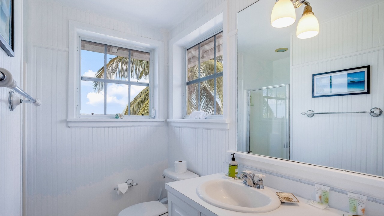 Photo of Bathroom in Bokeelia