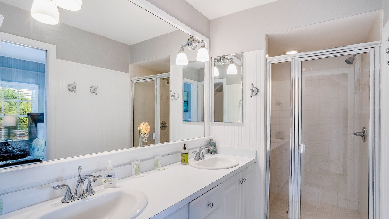 Photo of Bathroom in Bokeelia