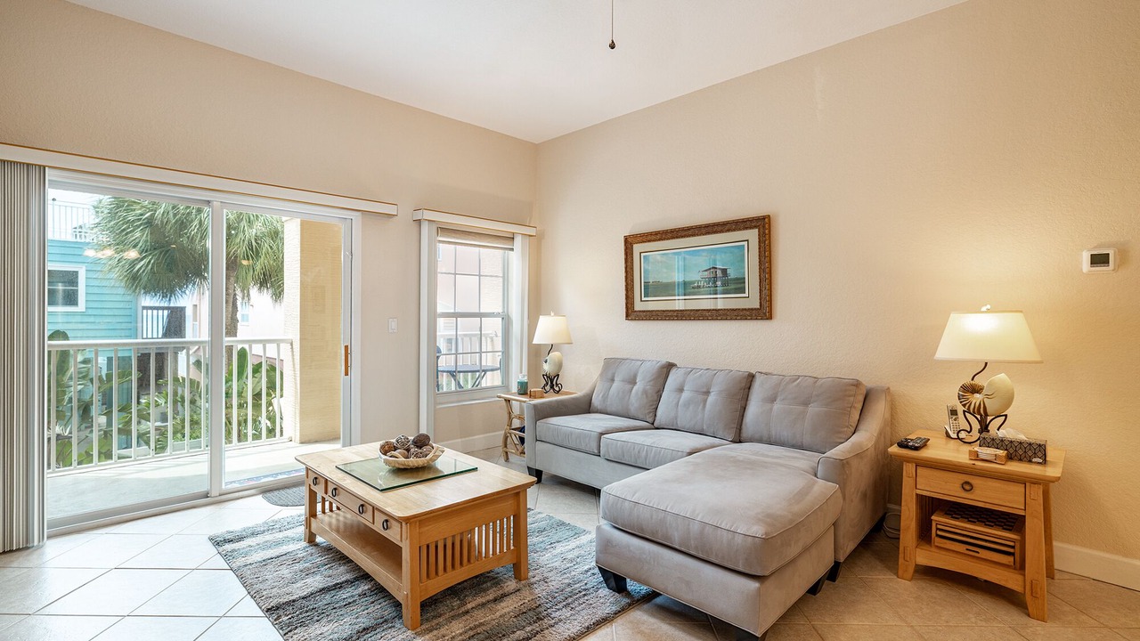 Photo of Livingroom in Independence Square