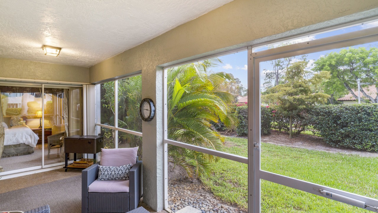 Photo of Patio Balcony in Kings Lake