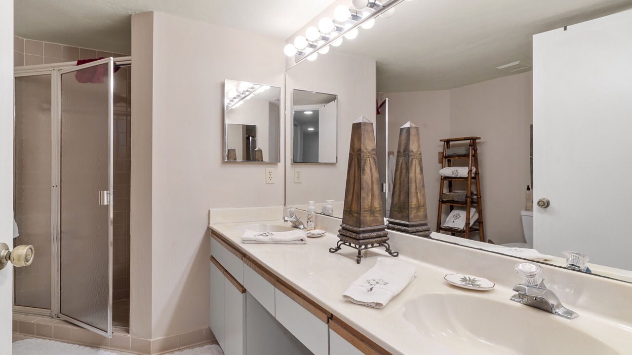 Photo of Bathroom in Kings Lake