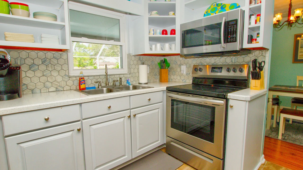 Photo of Kitchen in Dolphin's Cove